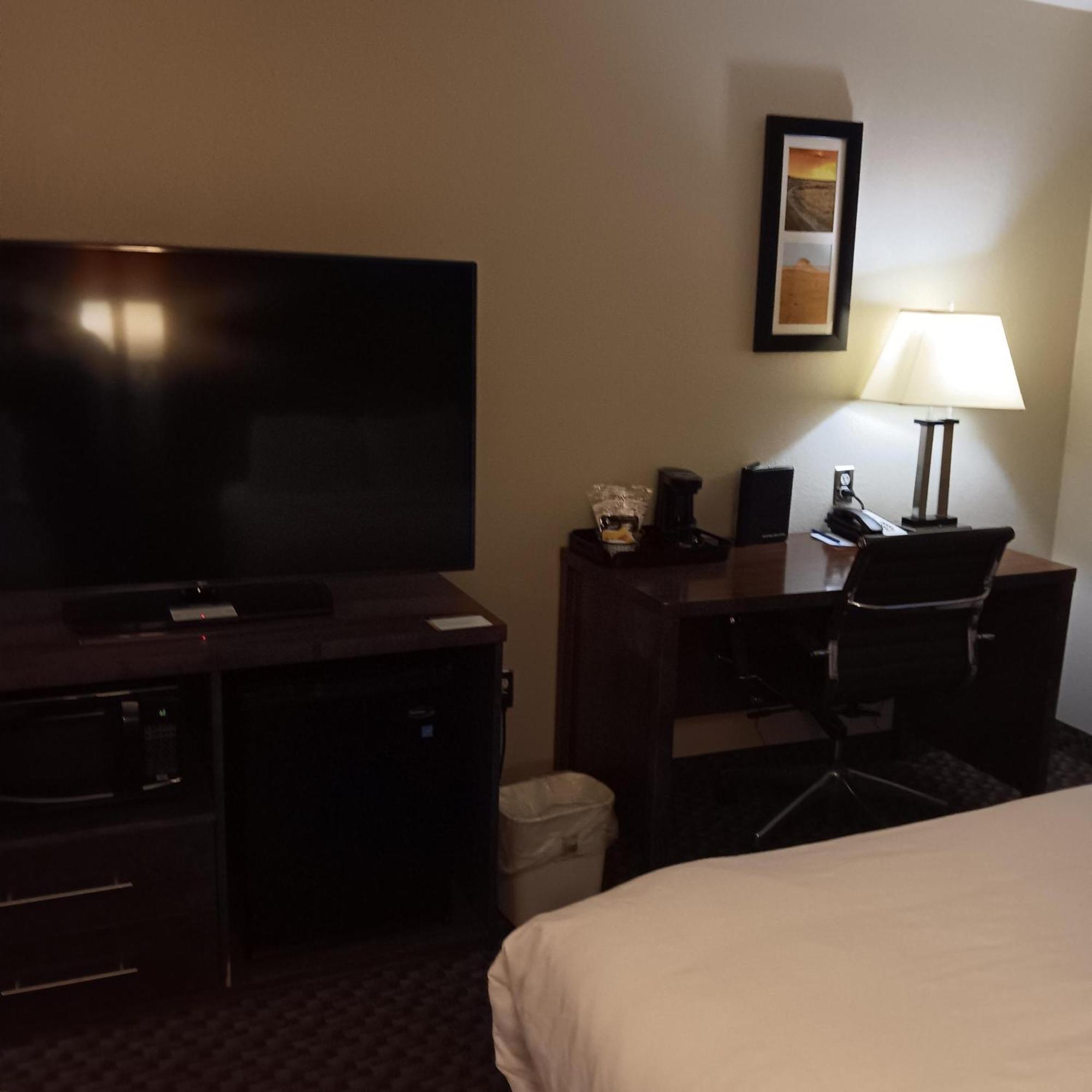 Comfort Inn & Suites Стерлинг Экстерьер фото